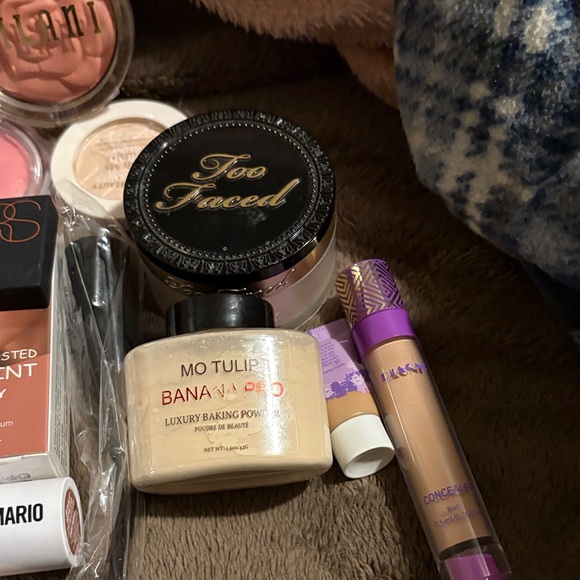 Blushes, highlights and more name brand - Picture 7 of 7